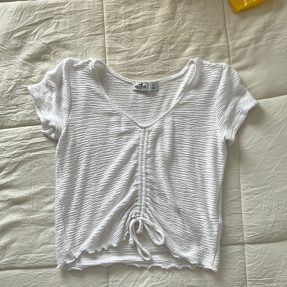 hollister crop top